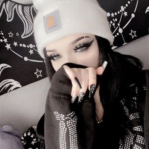 Meet your Posher, Lex